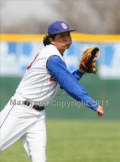 Thumbnail 3 in Grand Prairie vs South Garland (Grand Prairie Classic) photogallery.