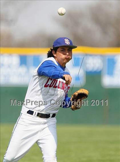 Thumbnail 2 in Grand Prairie vs South Garland (Grand Prairie Classic) photogallery.
