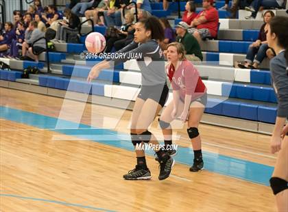 Thumbnail 2 in McGehee vs Thomas Jefferson (Penguin Volleyball Classic) photogallery.