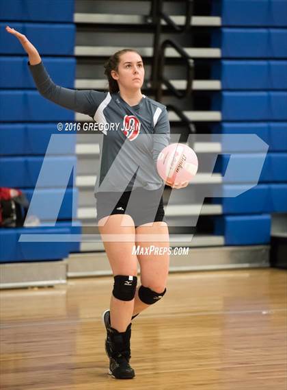 Thumbnail 3 in McGehee vs Thomas Jefferson (Penguin Volleyball Classic) photogallery.