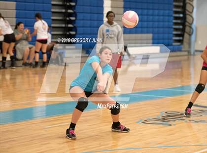 Thumbnail 1 in McGehee vs Thomas Jefferson (Penguin Volleyball Classic) photogallery.