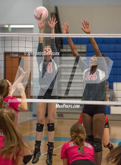 Thumbnail 1 in McGehee vs Thomas Jefferson (Penguin Volleyball Classic) photogallery.