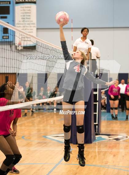 Thumbnail 1 in McGehee vs Thomas Jefferson (Penguin Volleyball Classic) photogallery.