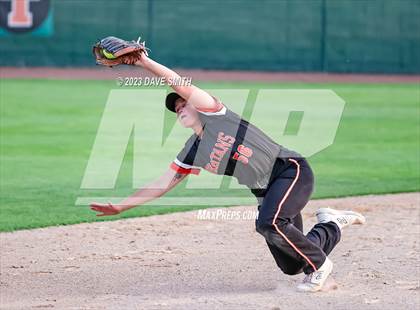 Thumbnail 1 in Regina @ Solon photogallery.
