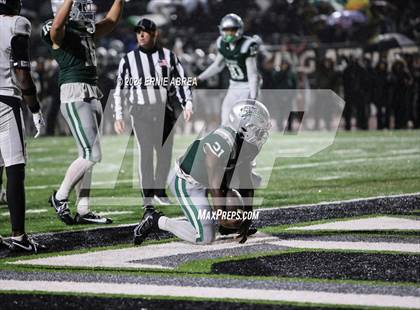 Thumbnail 1 in De La Salle vs. Pittsburg  (CIF NCS Open Final) photogallery.