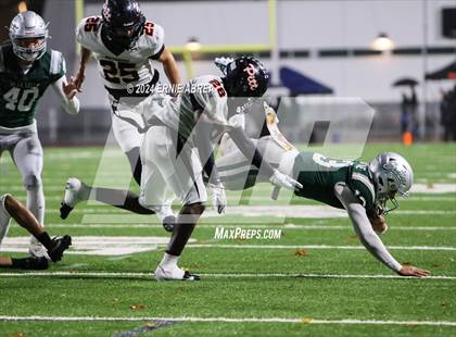 Thumbnail 2 in De La Salle vs. Pittsburg  (CIF NCS Open Final) photogallery.