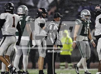 Thumbnail 2 in De La Salle vs. Pittsburg  (CIF NCS Open Final) photogallery.
