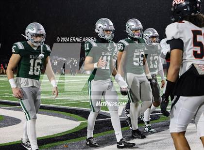 Thumbnail 2 in De La Salle vs. Pittsburg  (CIF NCS Open Final) photogallery.