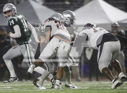 Thumbnail 2 in De La Salle vs. Pittsburg  (CIF NCS Open Final) photogallery.