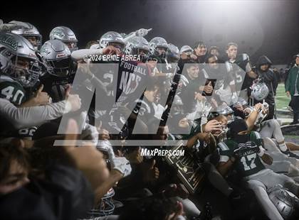 Thumbnail 2 in De La Salle vs. Pittsburg  (CIF NCS Open Final) photogallery.