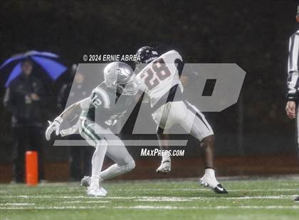 Thumbnail 3 in De La Salle vs. Pittsburg  (CIF NCS Open Final) photogallery.