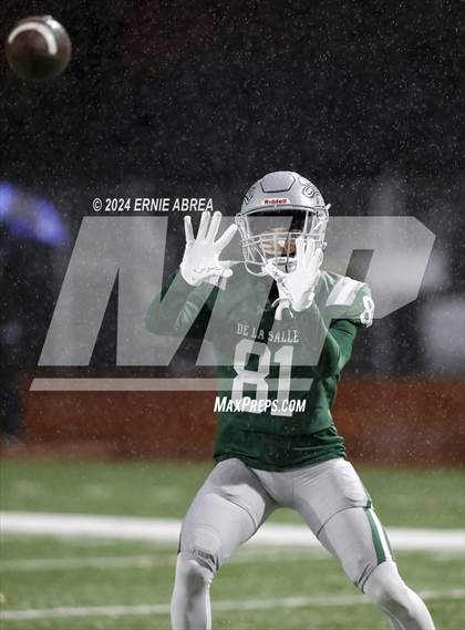 Thumbnail 1 in De La Salle vs. Pittsburg  (CIF NCS Open Final) photogallery.