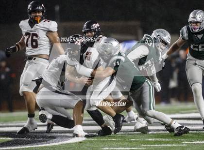 Thumbnail 2 in De La Salle vs. Pittsburg  (CIF NCS Open Final) photogallery.