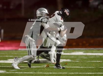 Thumbnail 2 in De La Salle vs. Pittsburg  (CIF NCS Open Final) photogallery.