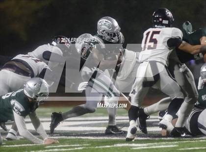 Thumbnail 2 in De La Salle vs. Pittsburg  (CIF NCS Open Final) photogallery.