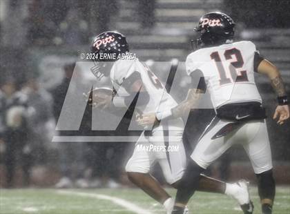 Thumbnail 1 in De La Salle vs. Pittsburg  (CIF NCS Open Final) photogallery.