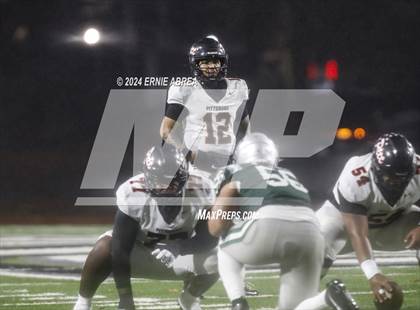 Thumbnail 1 in De La Salle vs. Pittsburg  (CIF NCS Open Final) photogallery.