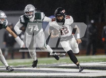 Thumbnail 3 in De La Salle vs. Pittsburg  (CIF NCS Open Final) photogallery.