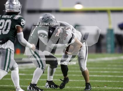 Thumbnail 1 in De La Salle vs. Pittsburg  (CIF NCS Open Final) photogallery.