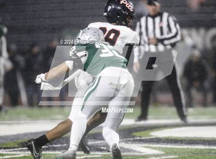 Thumbnail 1 in De La Salle vs. Pittsburg  (CIF NCS Open Final) photogallery.