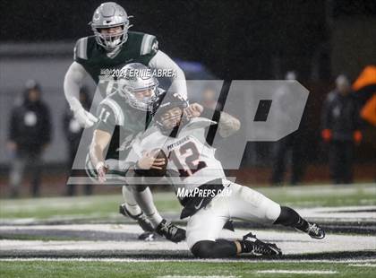 Thumbnail 3 in De La Salle vs. Pittsburg  (CIF NCS Open Final) photogallery.