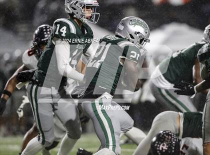 Thumbnail 2 in De La Salle vs. Pittsburg  (CIF NCS Open Final) photogallery.