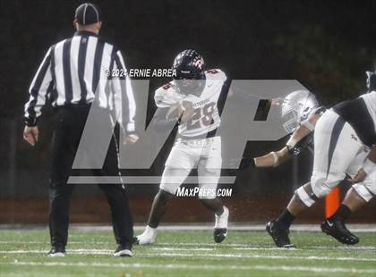 Thumbnail 2 in De La Salle vs. Pittsburg  (CIF NCS Open Final) photogallery.