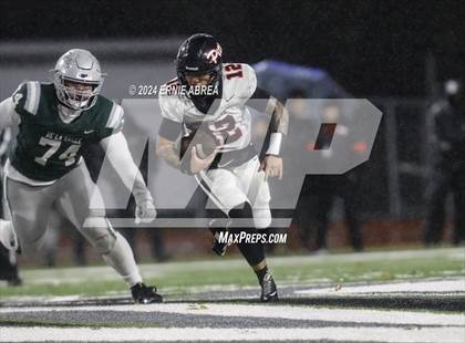 Thumbnail 2 in De La Salle vs. Pittsburg  (CIF NCS Open Final) photogallery.