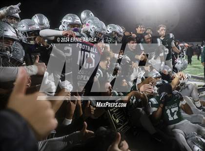 Thumbnail 2 in De La Salle vs. Pittsburg  (CIF NCS Open Final) photogallery.