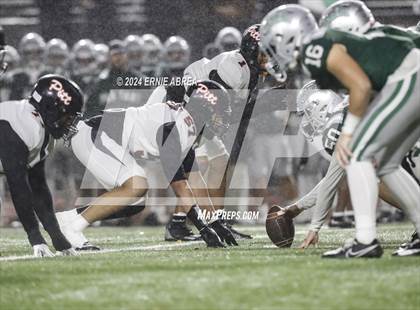 Thumbnail 3 in De La Salle vs. Pittsburg  (CIF NCS Open Final) photogallery.
