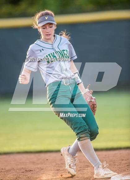 Thumbnail 2 in Independence @ Loudoun Valley photogallery.