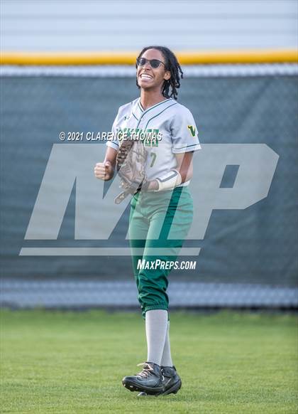 Thumbnail 3 in Independence @ Loudoun Valley photogallery.