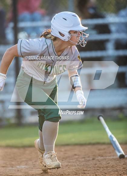 Thumbnail 1 in Independence @ Loudoun Valley photogallery.