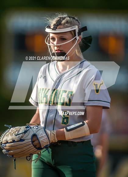 Thumbnail 2 in Independence @ Loudoun Valley photogallery.