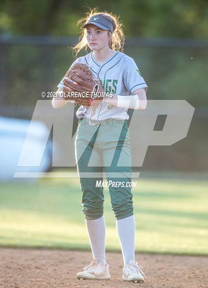 Thumbnail 1 in Independence @ Loudoun Valley photogallery.