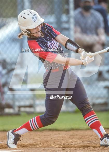 Thumbnail 1 in Independence @ Loudoun Valley photogallery.