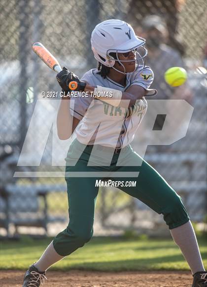 Thumbnail 1 in Independence @ Loudoun Valley photogallery.