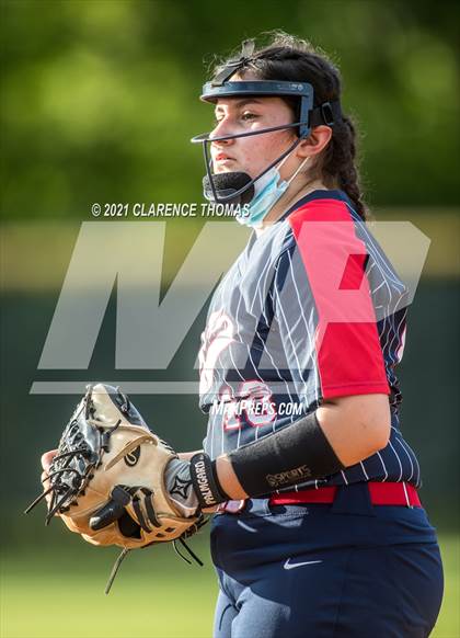 Thumbnail 3 in Independence @ Loudoun Valley photogallery.