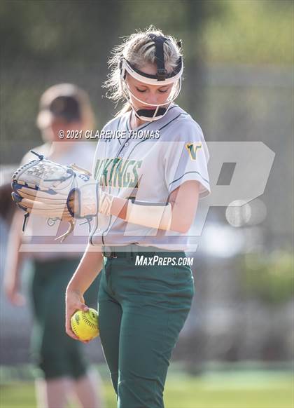 Thumbnail 3 in Independence @ Loudoun Valley photogallery.
