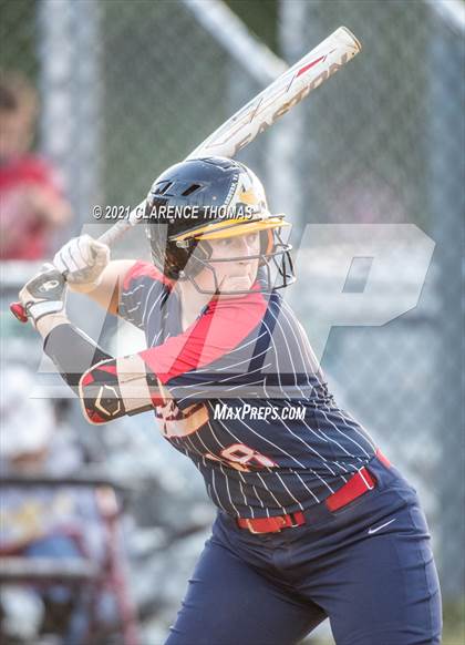 Thumbnail 1 in Independence @ Loudoun Valley photogallery.