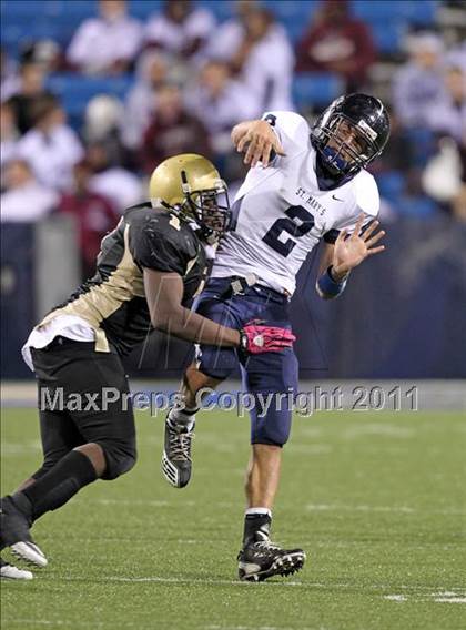 Thumbnail 2 in St. Mary's @ Cardinal O'Hara (Monsignor Martin Class A Final) photogallery.