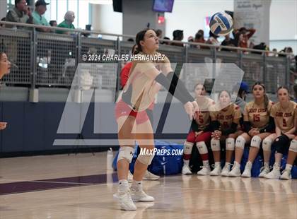 Thumbnail 2 in Temple vs Caney Creek (Legends Invitational) photogallery.