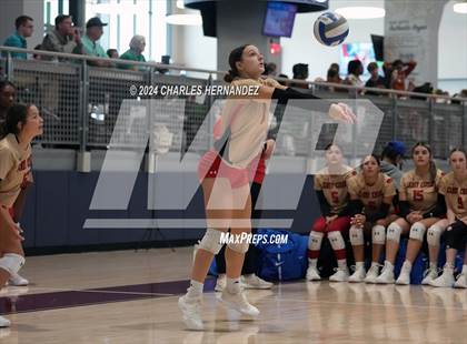 Thumbnail 2 in Temple vs Caney Creek (Legends Invitational) photogallery.