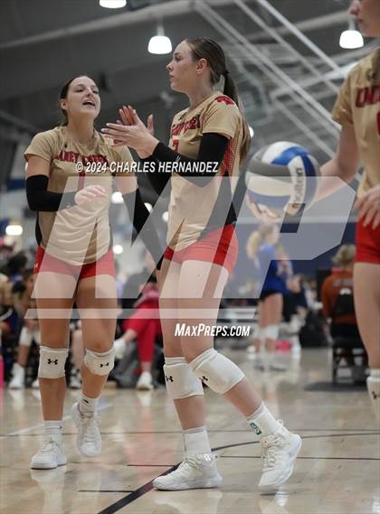 Thumbnail 1 in Temple vs Caney Creek (Legends Invitational) photogallery.