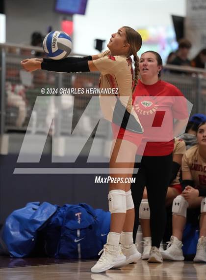 Thumbnail 3 in Temple vs Caney Creek (Legends Invitational) photogallery.