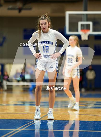 Thumbnail 1 in Mukwonago @ Waukesha West photogallery.