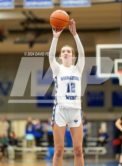 Thumbnail 1 in Mukwonago @ Waukesha West photogallery.