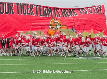 Thumbnail 3 in Katy Tigers vs Strake Jesuit photogallery.