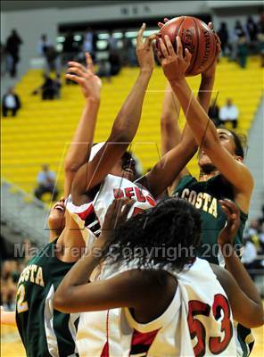 Thumbnail 1 in Mira Costa vs. Redondo (CIF SS D1A Final) photogallery.