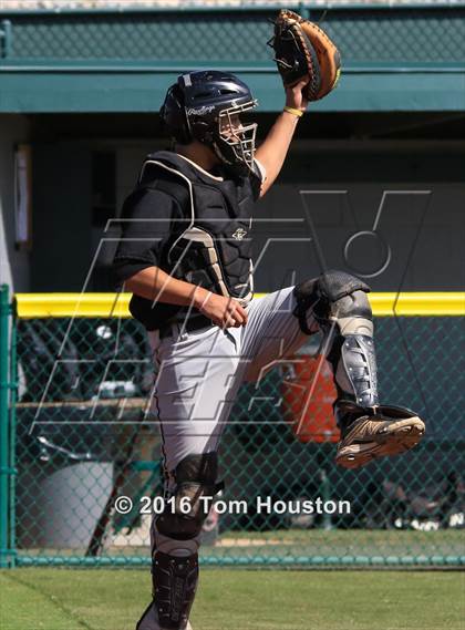 Thumbnail 1 in South Hills vs Covina photogallery.